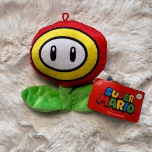 Fire Flower Super Mario 2018 Good Stuff Official Nintendo Plush Toy Figure.